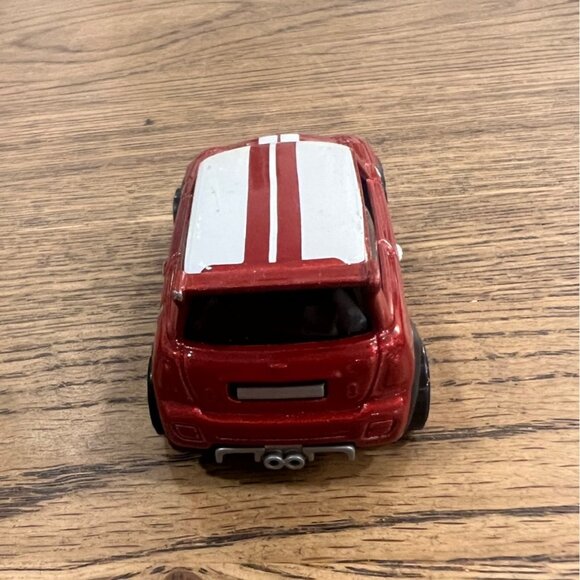 2011 Hot Wheels Red Mini Cooper S Challenge Diecast Toy Car - Picture 3 of 5